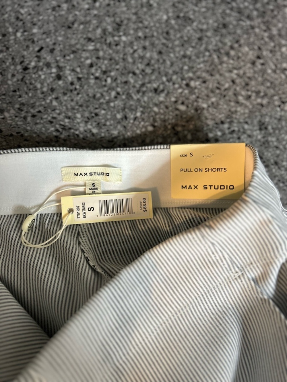 Max Studio Gray Pinstripe High-Waist Shorts - Picture 4 of 4